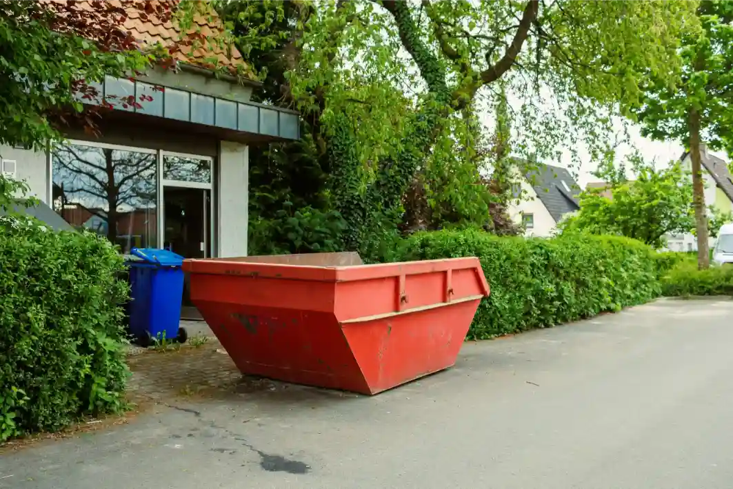 Retail and office cleanout dumpster rental in Quincy IL